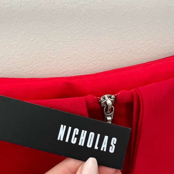 NWT Nicholas Off the Shoulder Blouse (Crepe Shoulder Band) - Picture 10 of 12